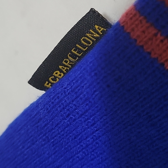FCBARCELONA Knit Beanie One Size Unisex Blue and Red NWT - Picture 4 of 13